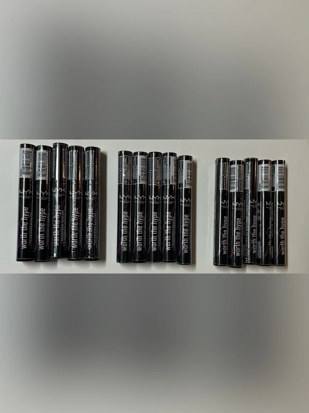 A lot of 15 NYX WORTH THE HYPE MASCARA